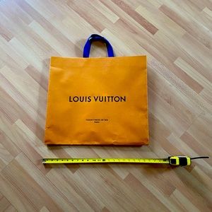 Louis Vuitton Shopping Bag